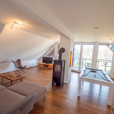 아파트 Sky Og Am Plauer 말호프